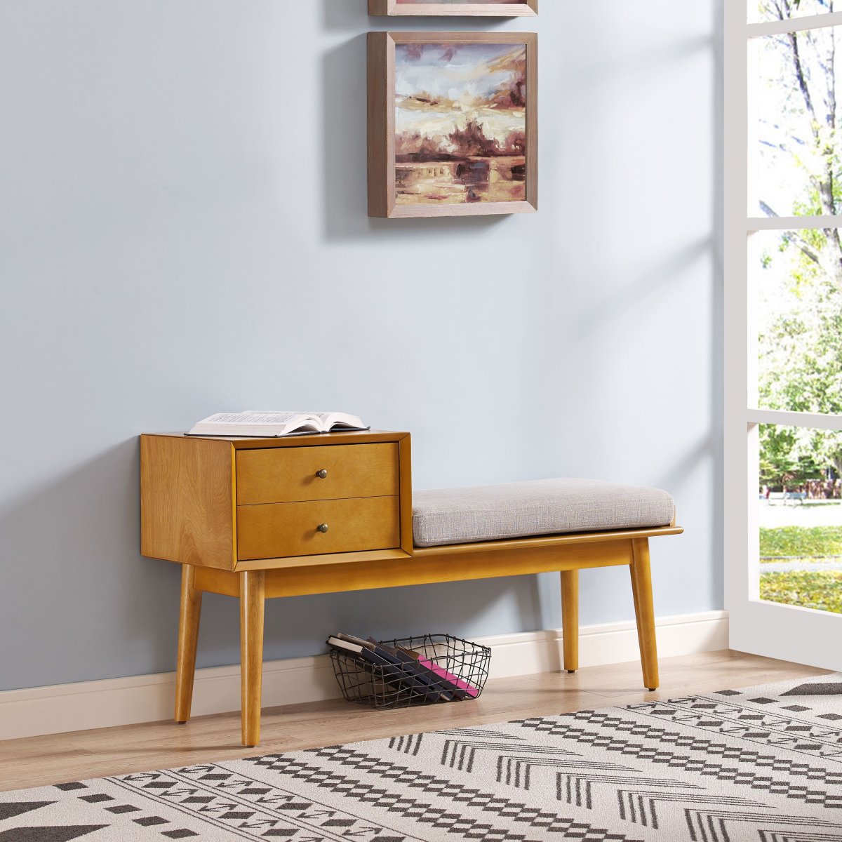 Скамья в прихожую в скандинавском стиле