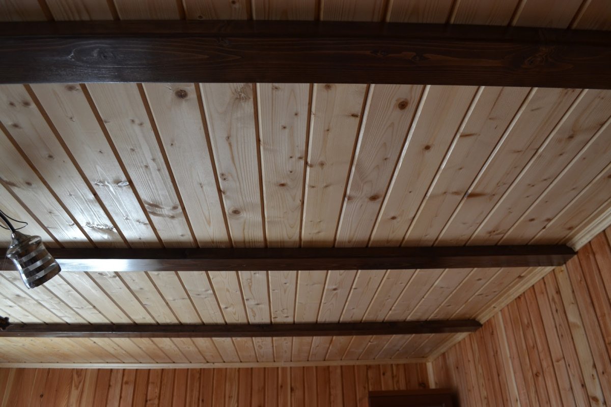 Вертикальный монтаж имитации бруса