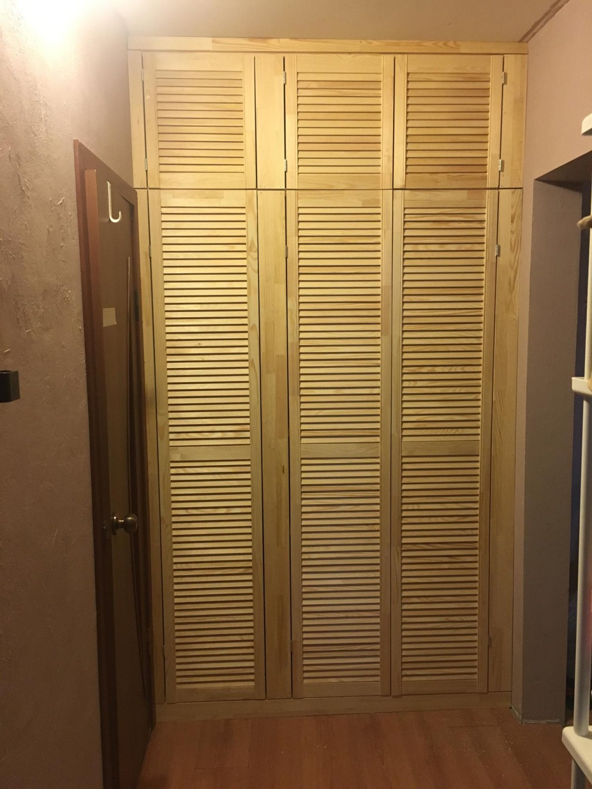 Жалюзийная дверь Эстет