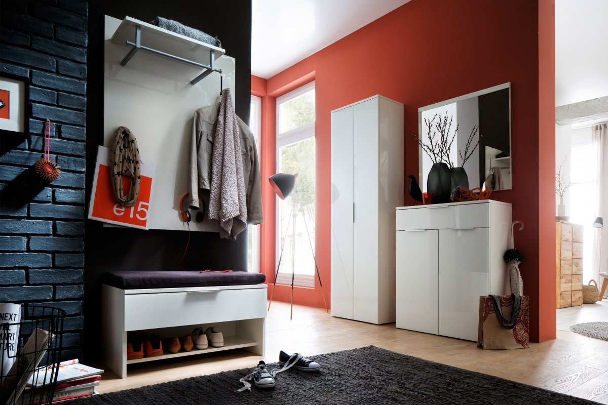 Базовый интерьер для прихожей