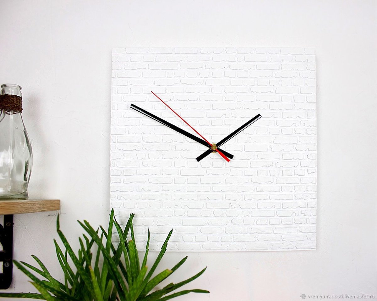 Часы настольные лофт