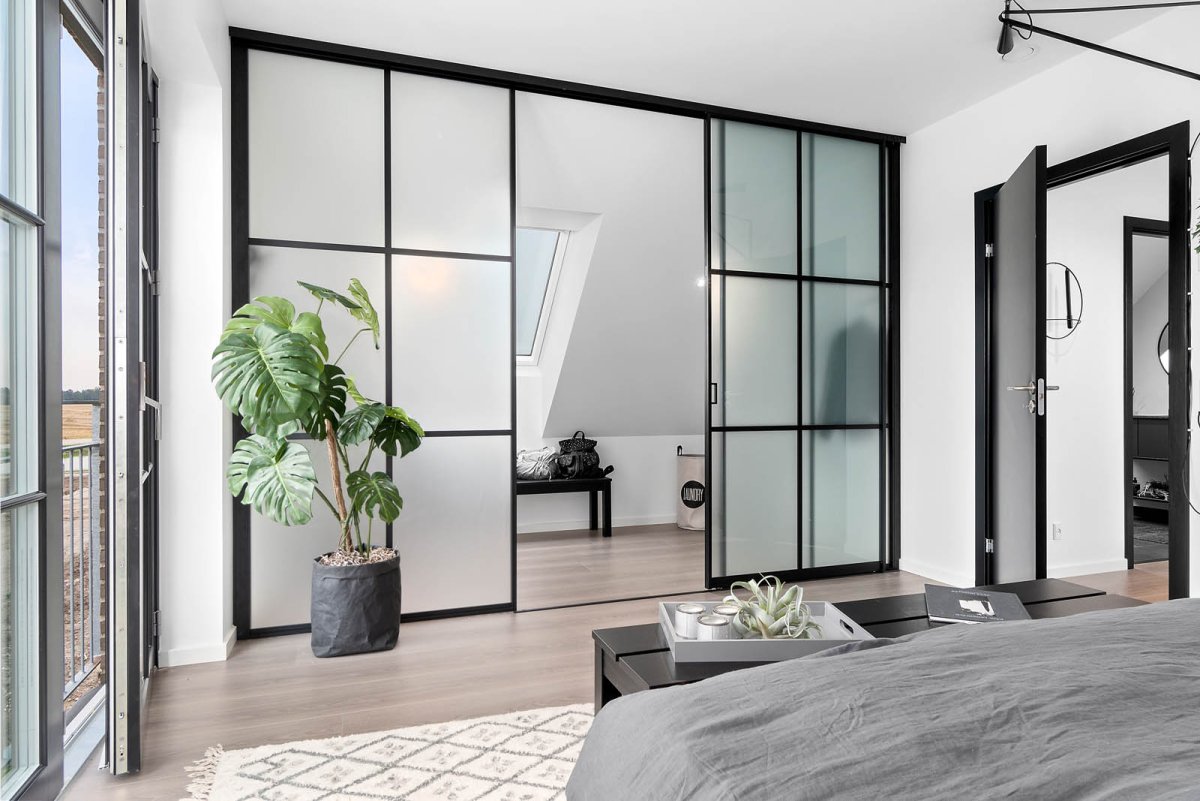 Quantum раздвижные двери