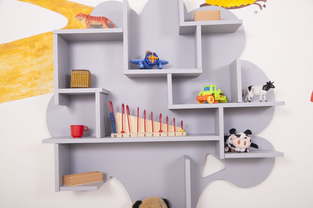 Полка в детскую комнату