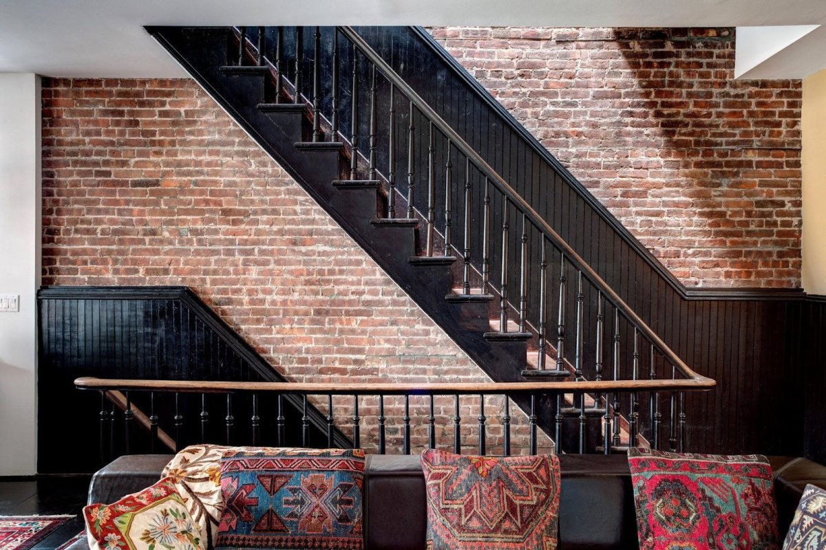 Лестница межэтажная лофт