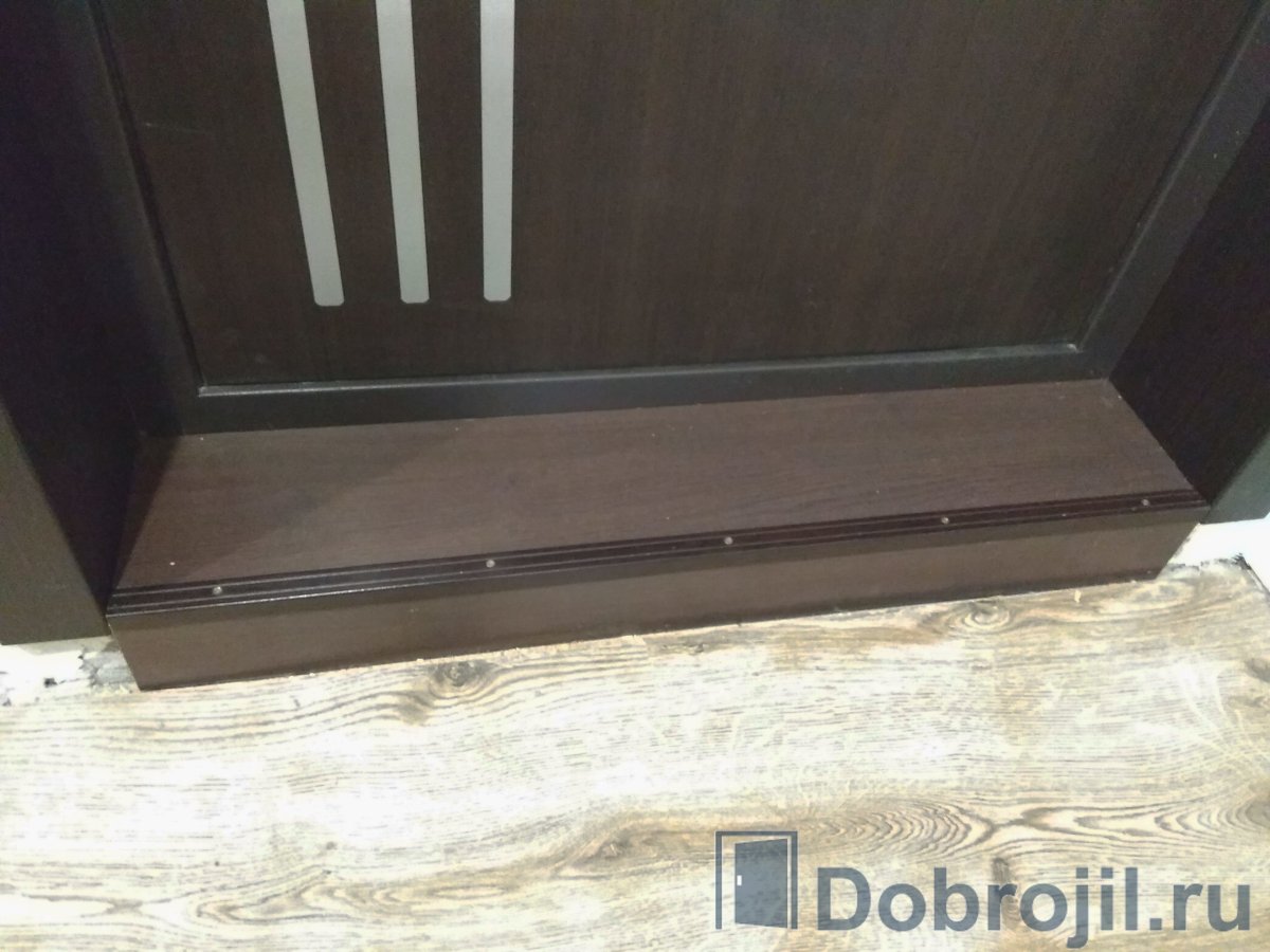 Аргус нержавеющий порог