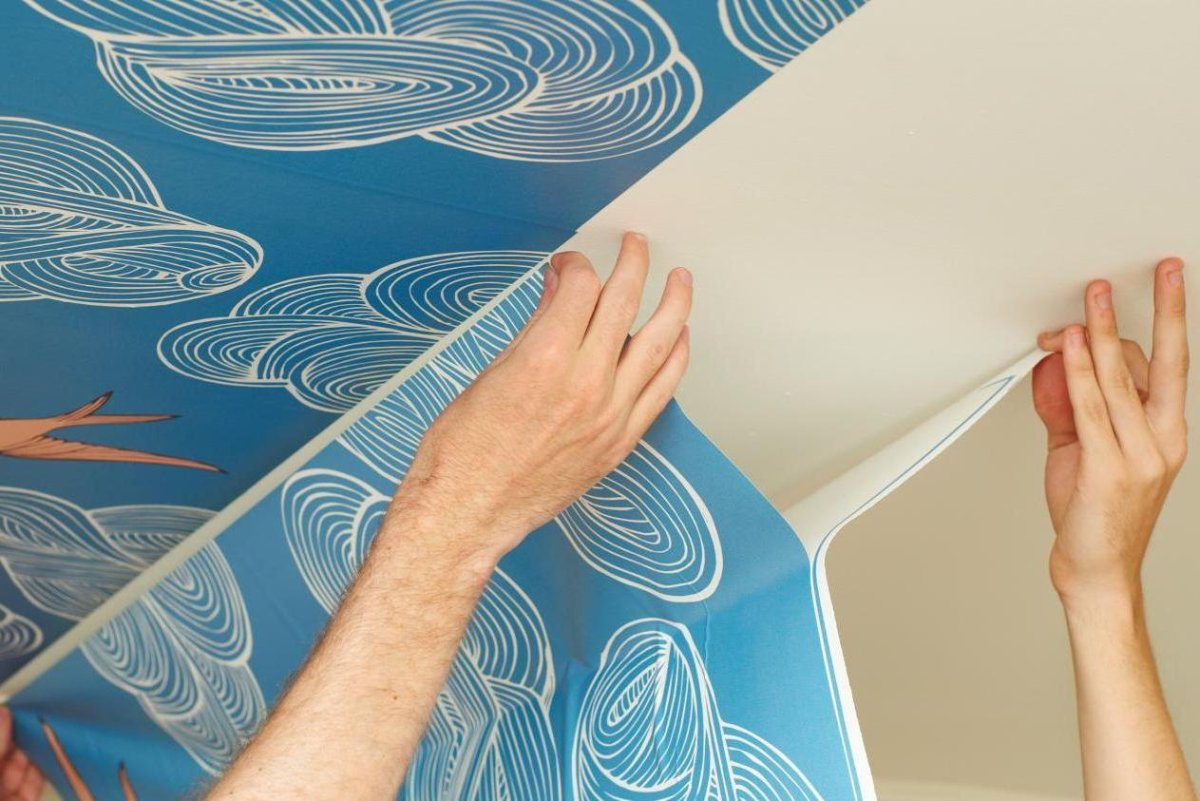 Самоклеющиеся пленка на потолок