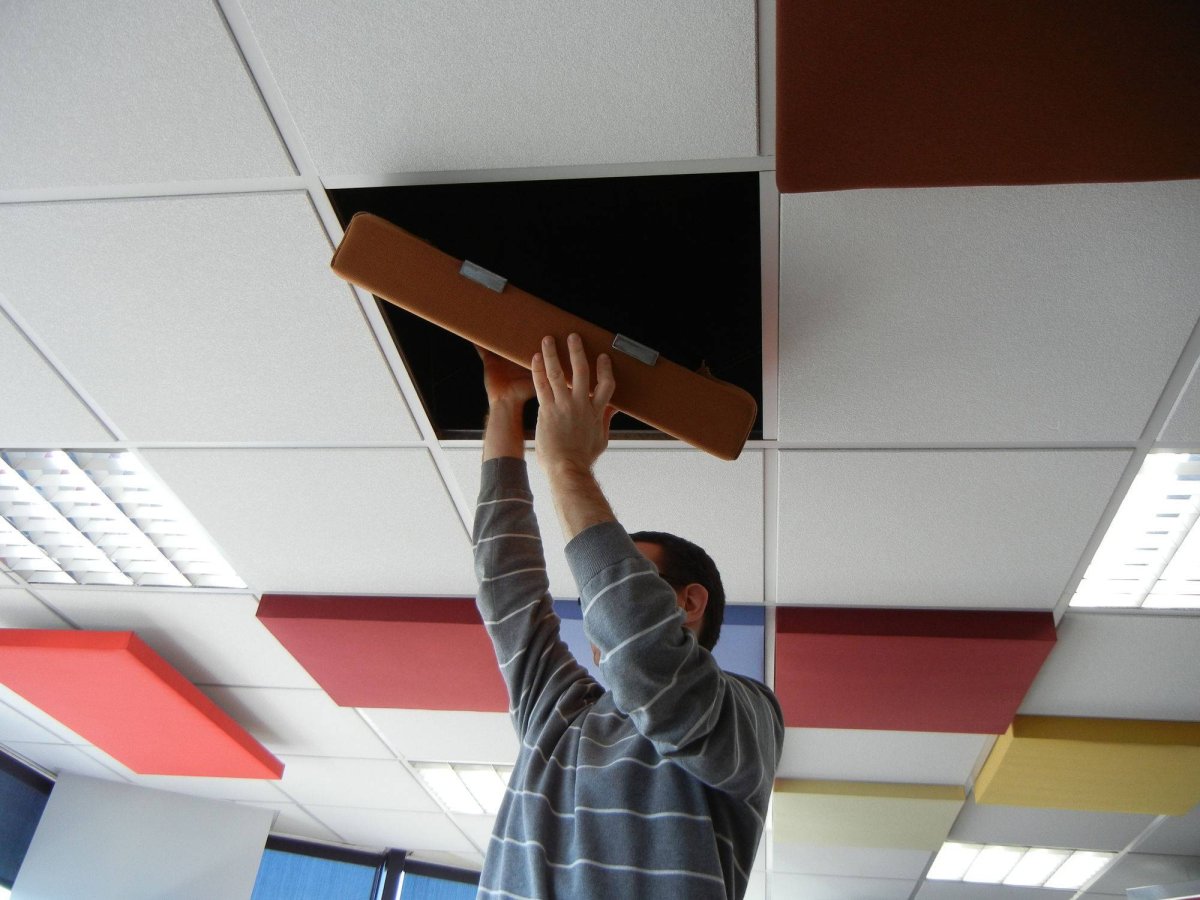 Звукопоглощающие потолочные панели