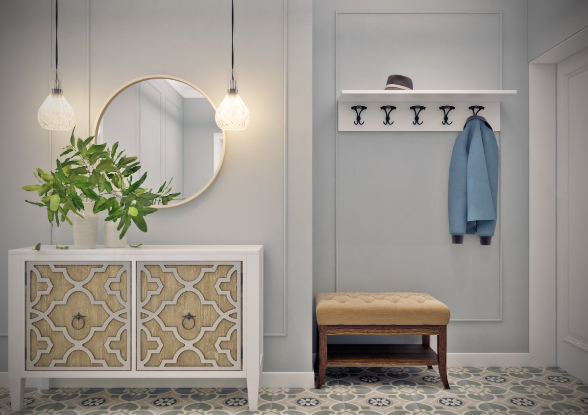 Зеркальная плитка в маленькой прихожей