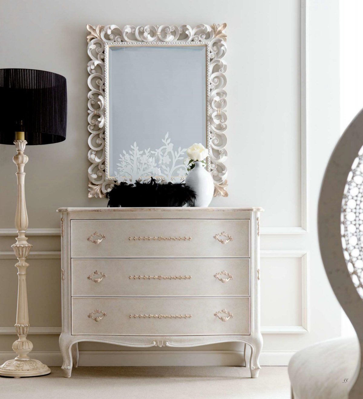 Подвесная тумба в прихожую