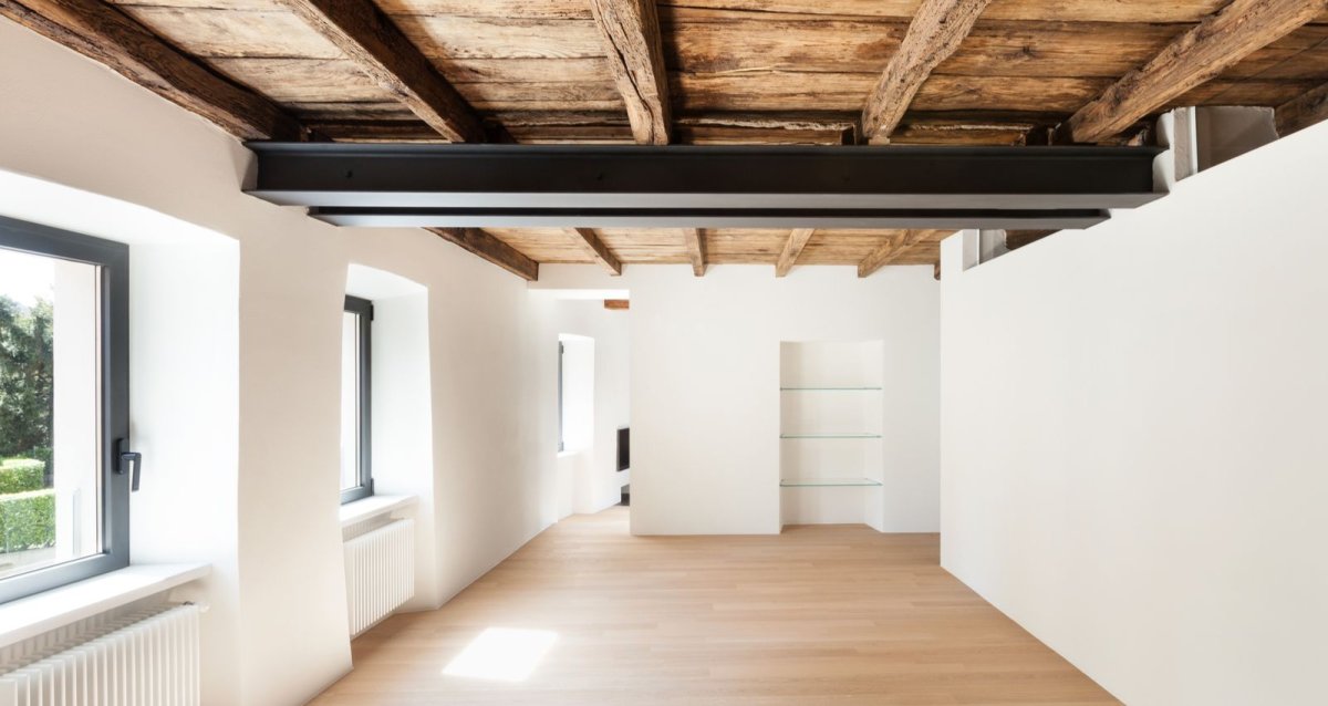 Заброшенный дом внутри