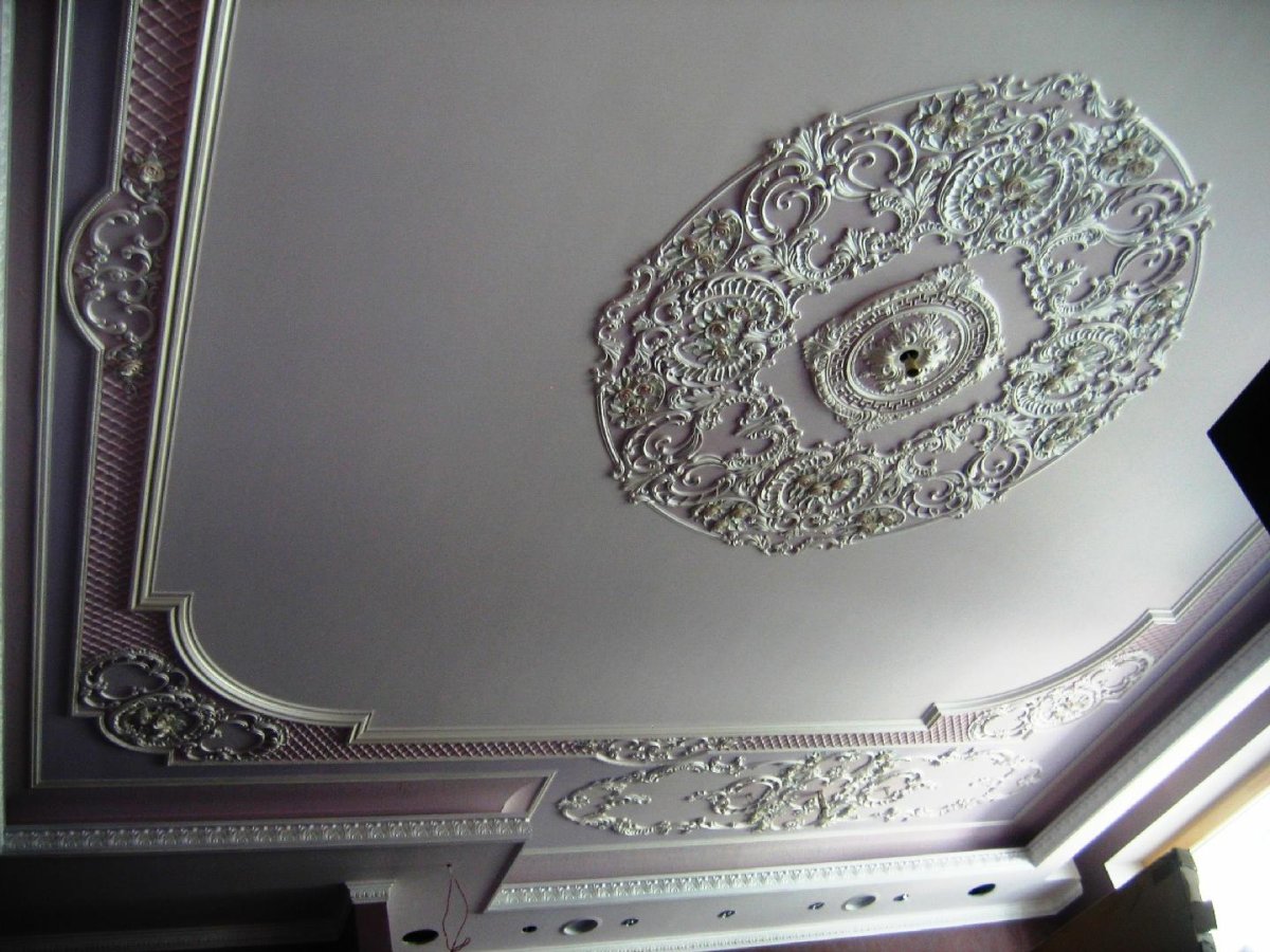 Лепнина из гипса в интерьере