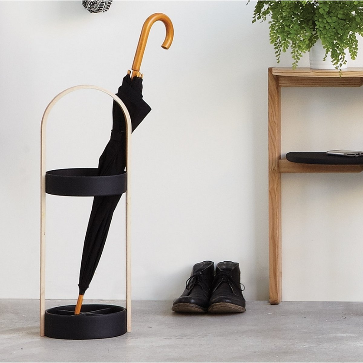 Подставка для зонтов Umbra "Hub" артикул: IMR-385321