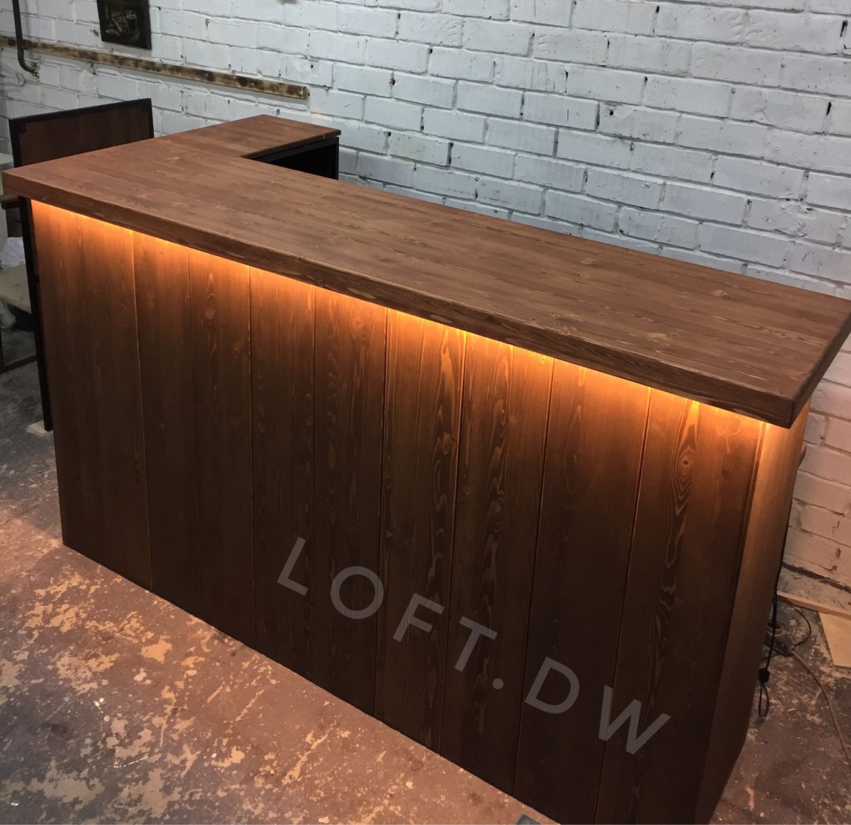 Стойка администратора лофт-714