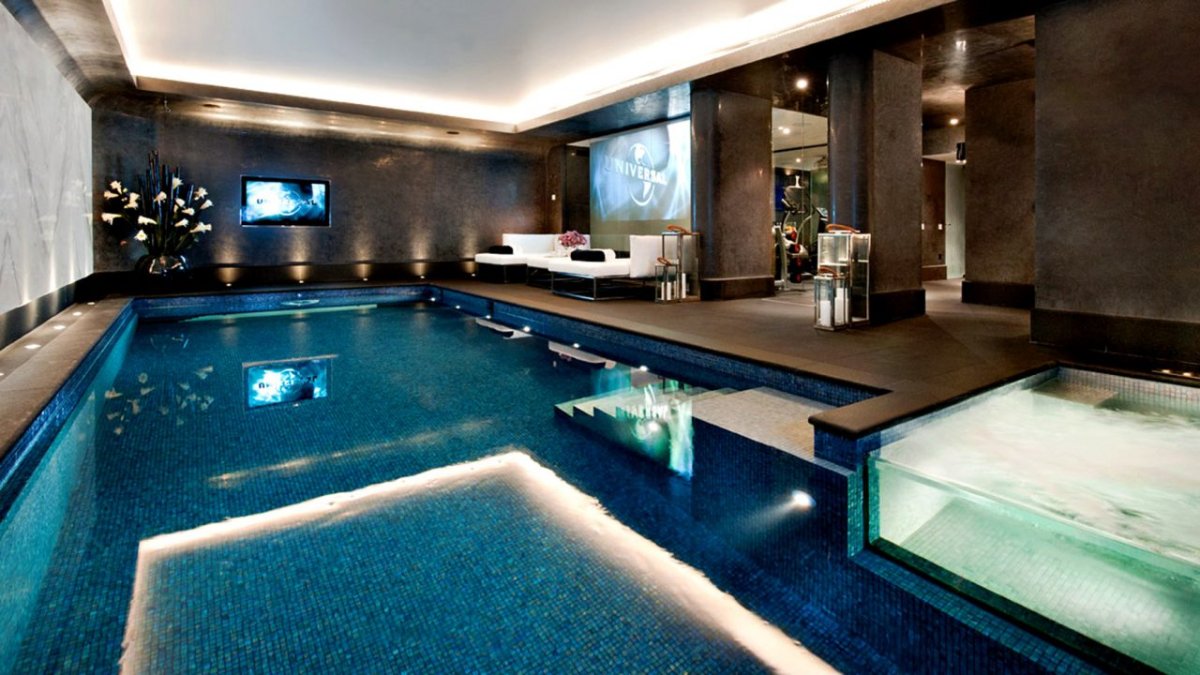 Джейми джакузи