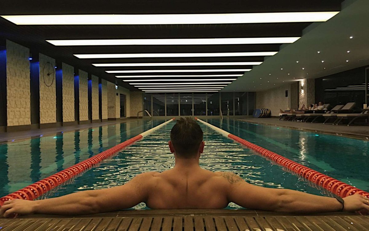 Бассейн в доме