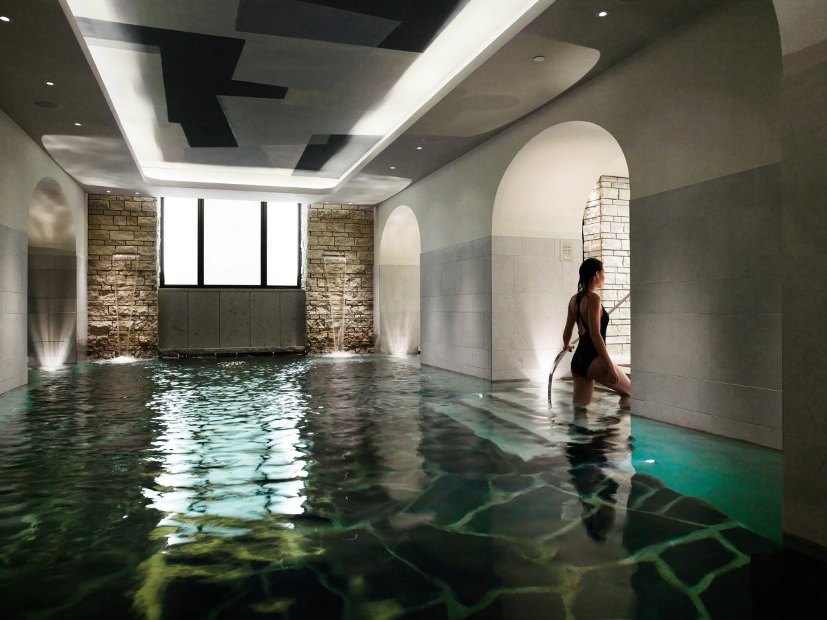 Пентхаус с бассейном