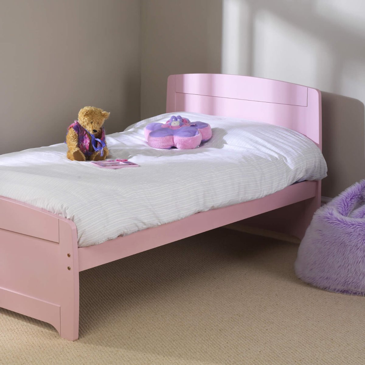 Кровать для девочки