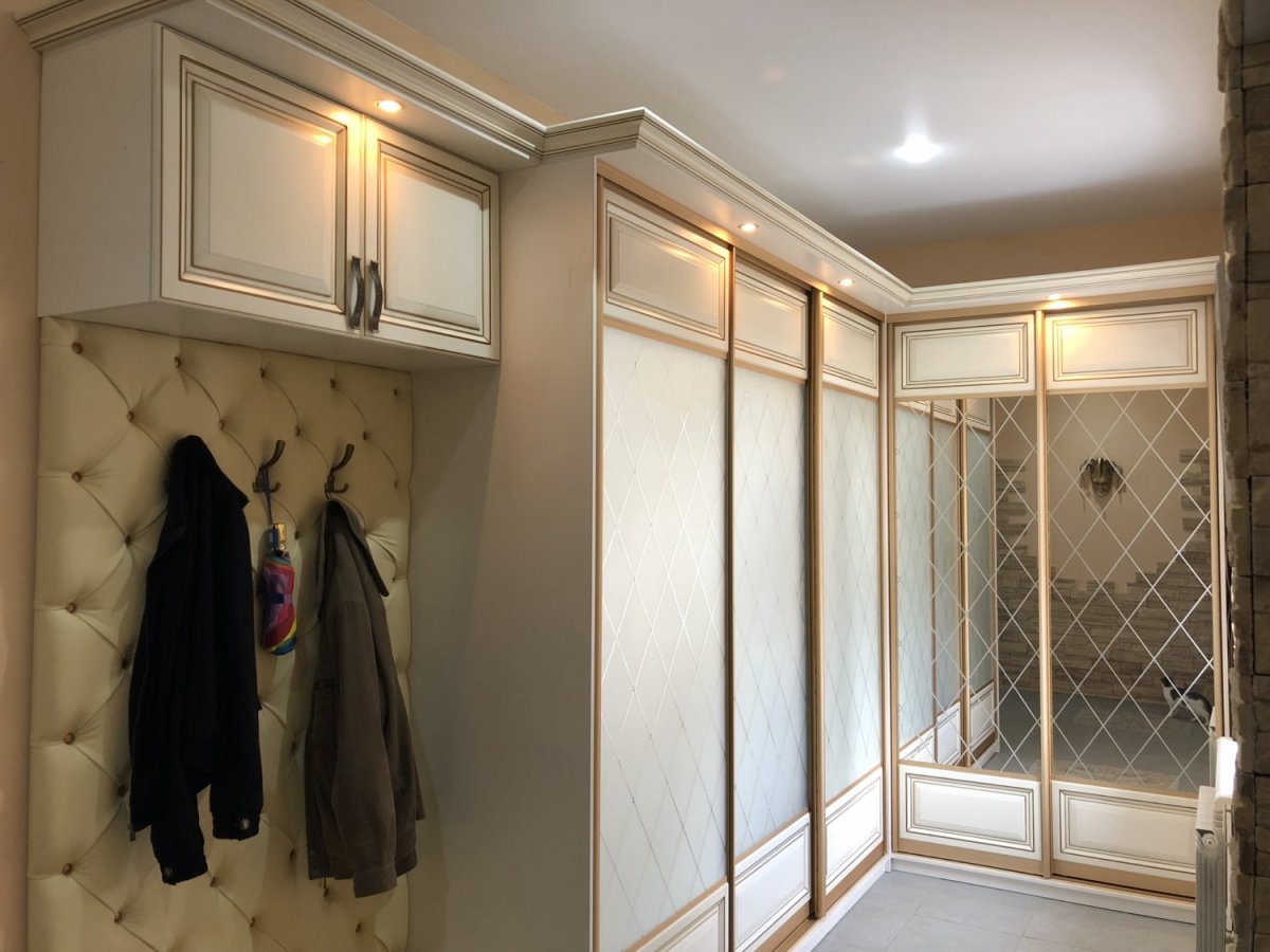 Гардеробная в стиле Сканди