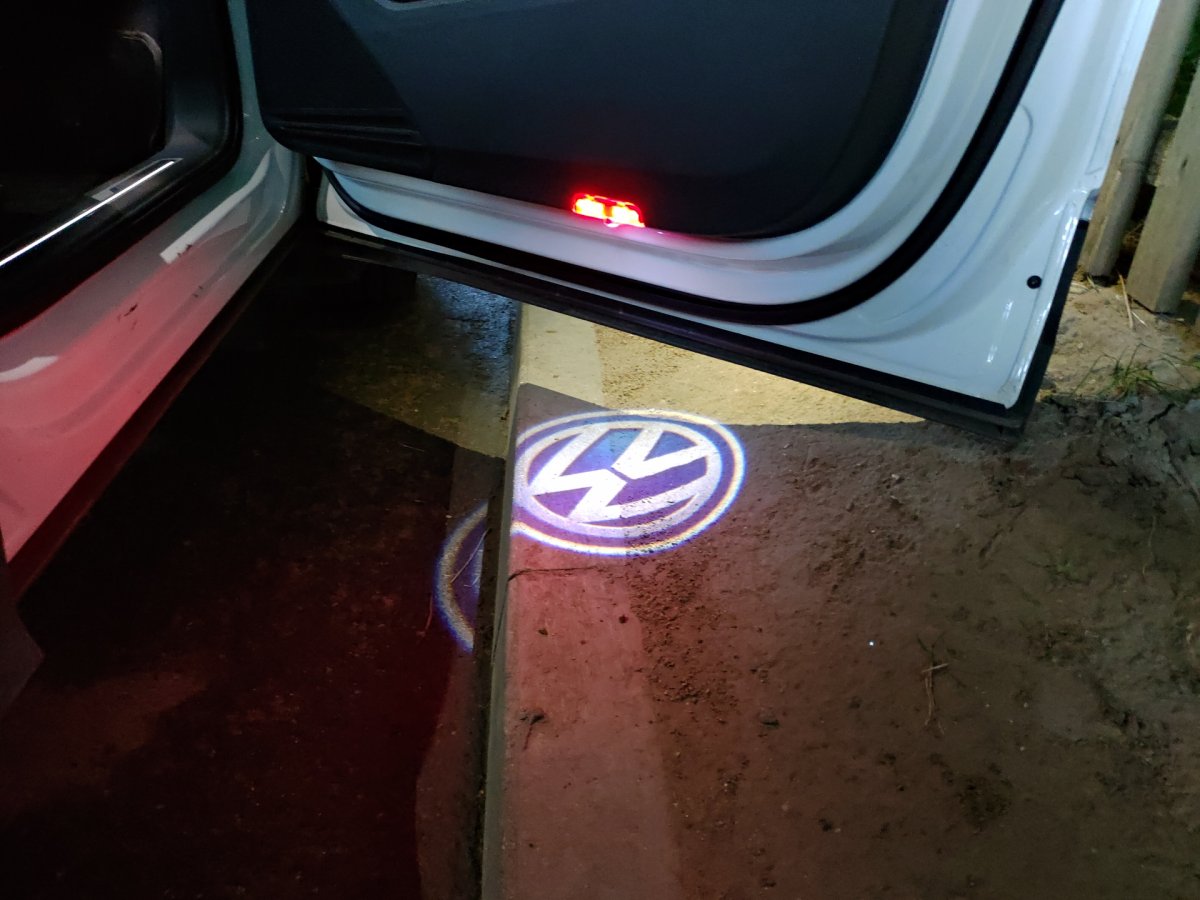 Подсветка дверей Тигуан 5n