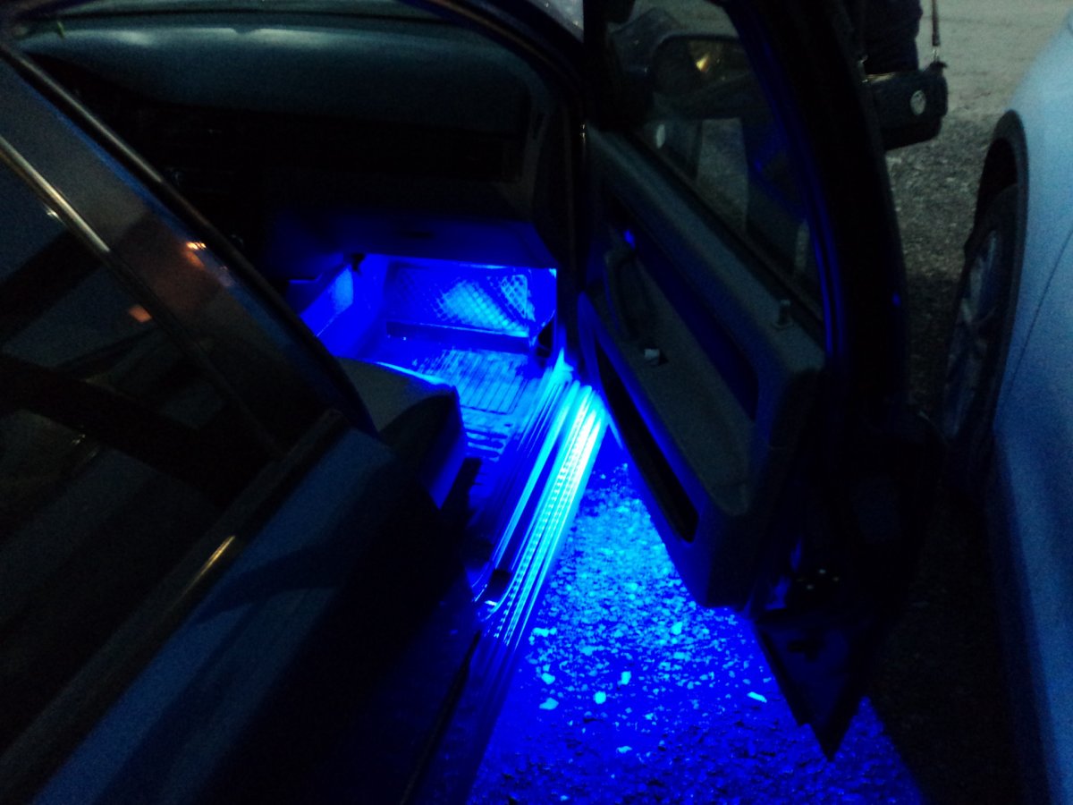 Подсветка дверей Хендай акцент ТАГАЗ