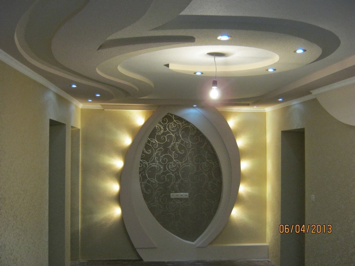 Фигуры для потолка из гипсокартона в зале