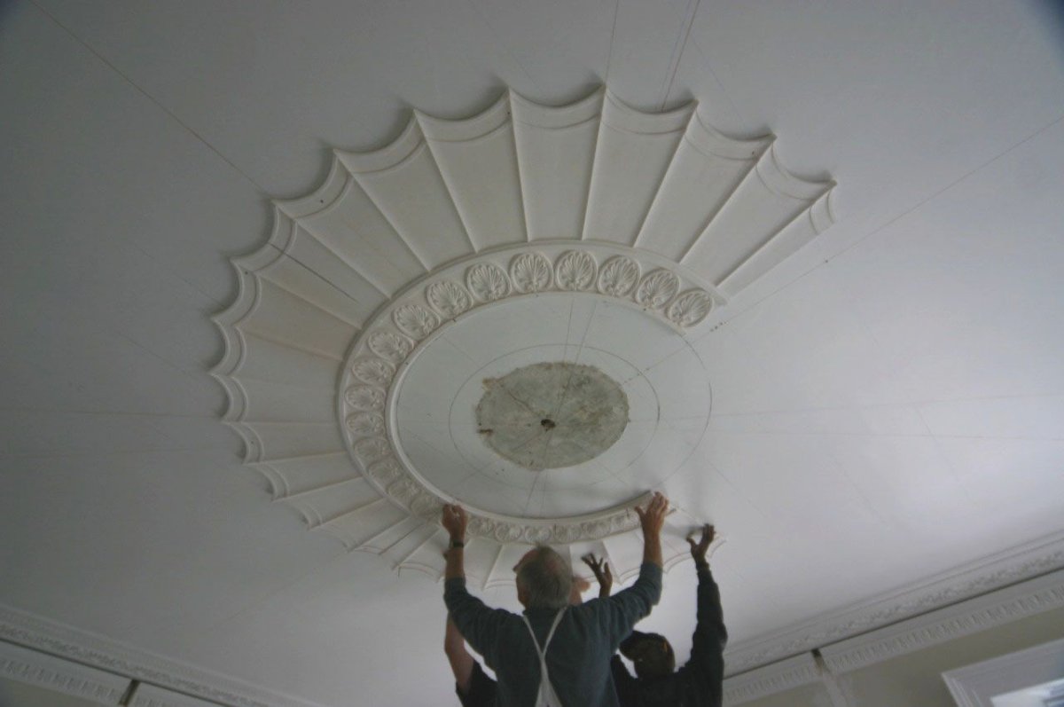 Потолок из гипса Кардон