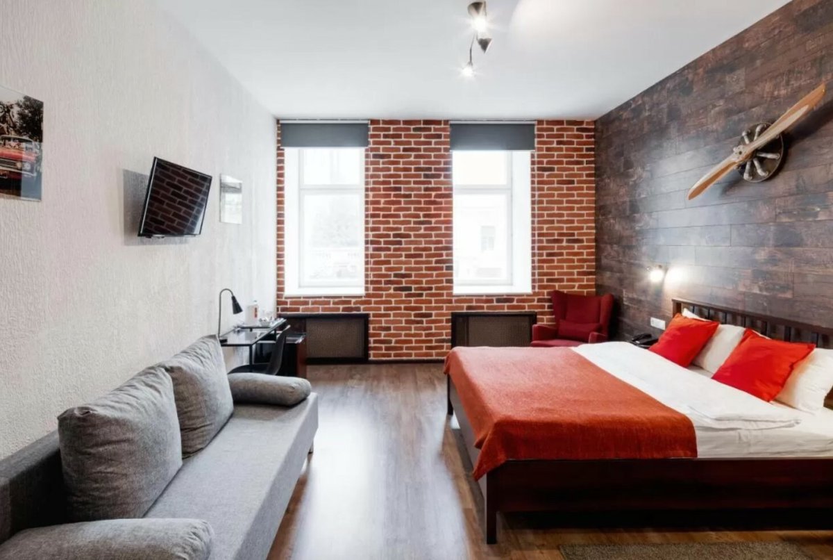 Серые обои лофт в интерьере