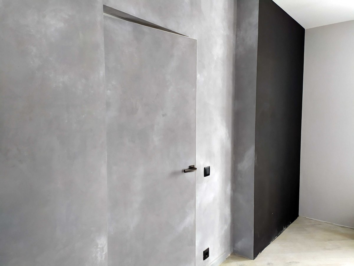 Скрытая дверь под декоративную штукатурку