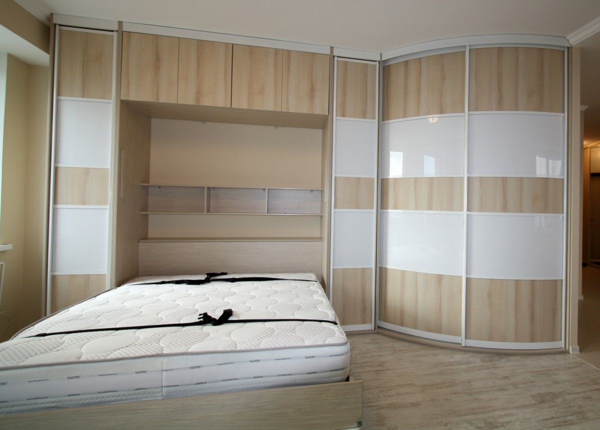 Шкаф-купе радиусный 3-3