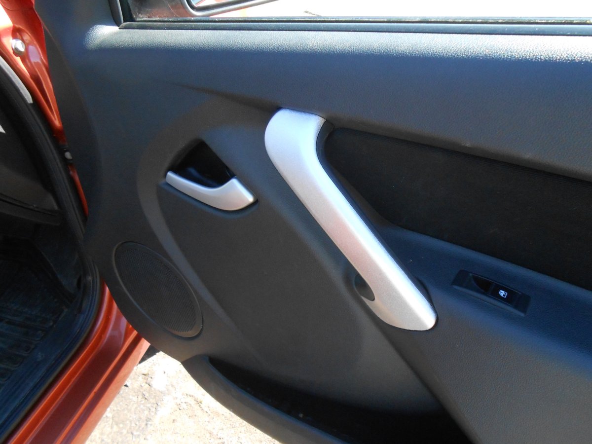 Актуаторы передние двери Гранта 2020