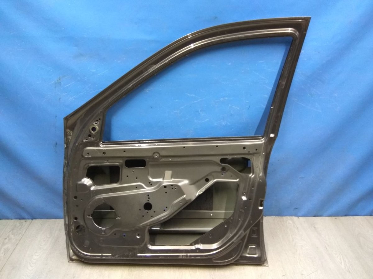 Лада Гранта водительская дверь