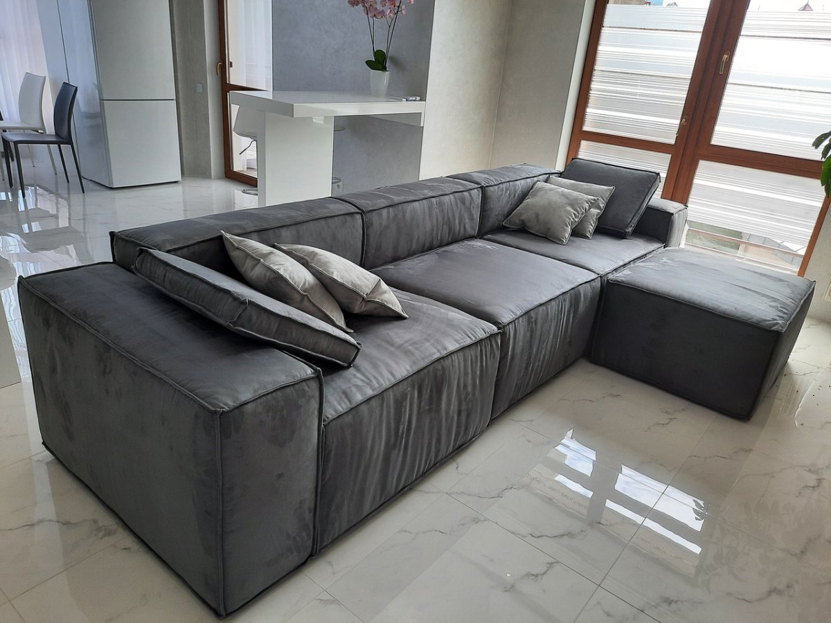 Бескаркасный диван в стиле лофт