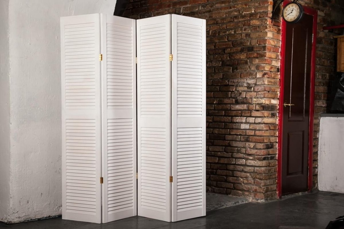 Двери-жалюзи для шкафа складные