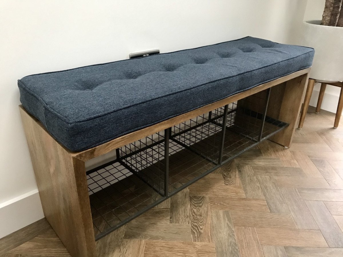 Подушка в прихожую