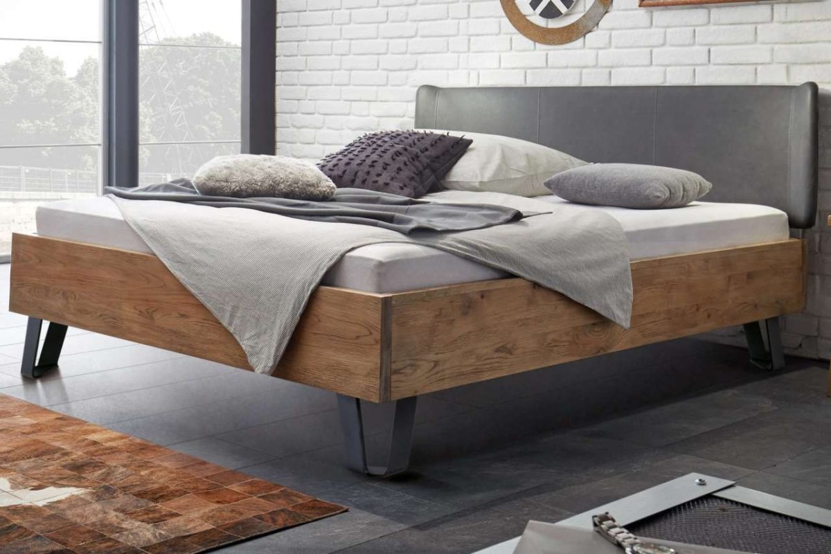 Парящая кровать в стиле лофт