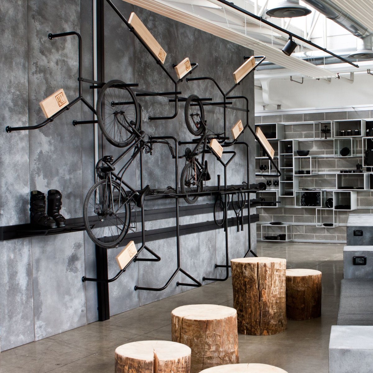 Витрина в стиле лофт