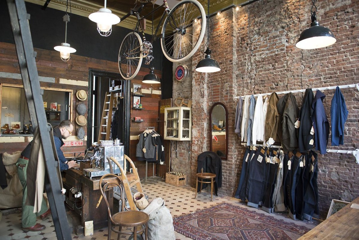 Бутик одежды в стиле лофт