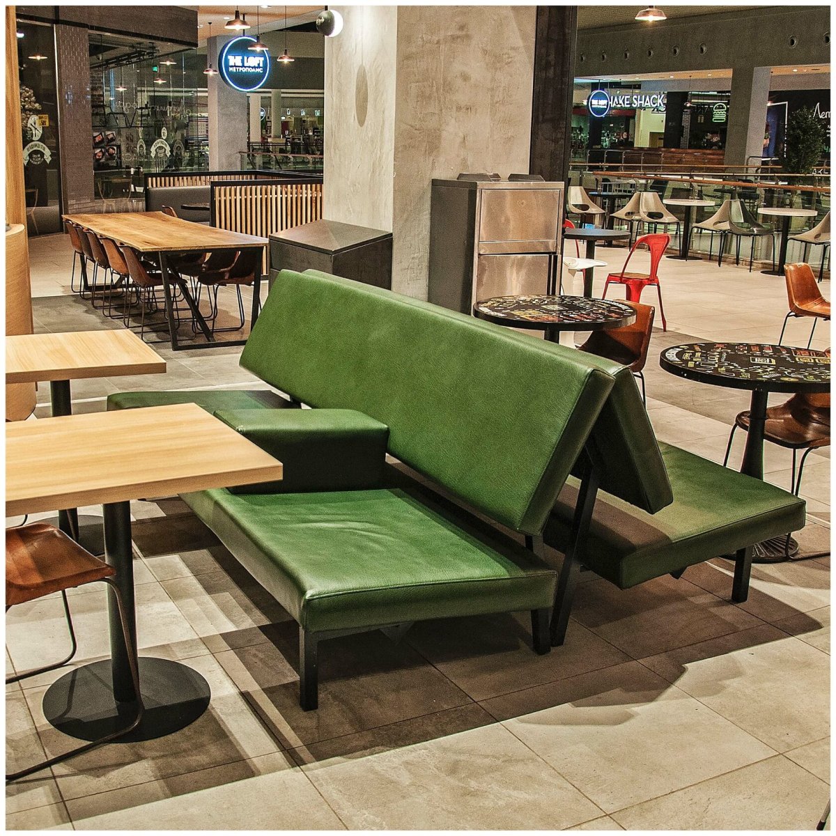 Метрополис фуд корт