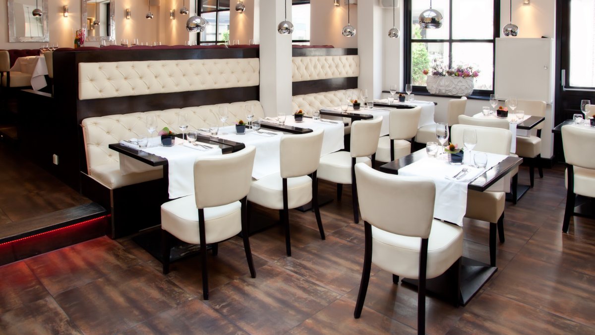 Столы для кафе