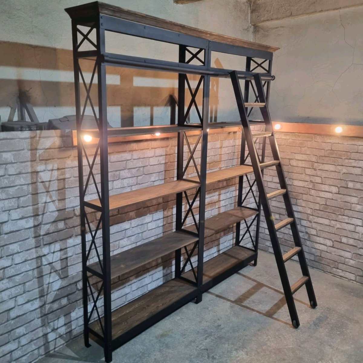 Стеллаж в стиле лофт