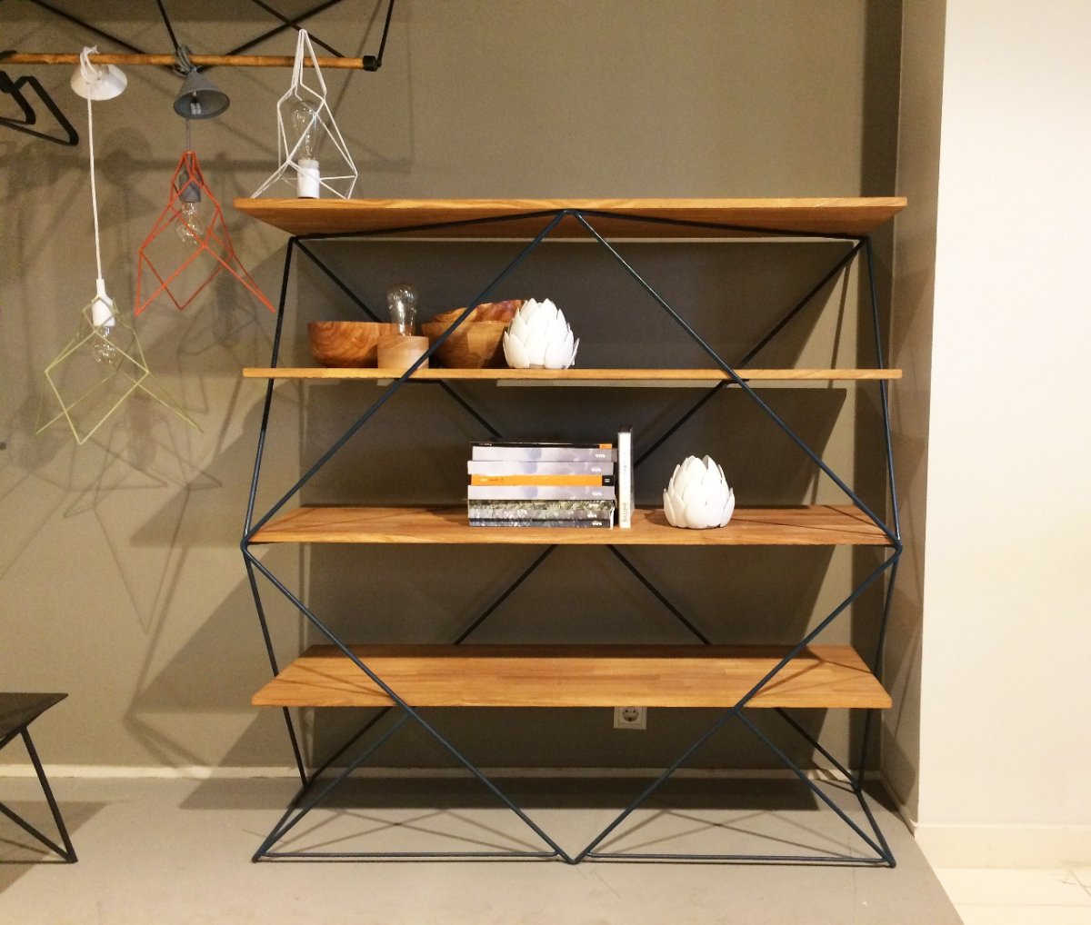 Полка лофт зигзаг