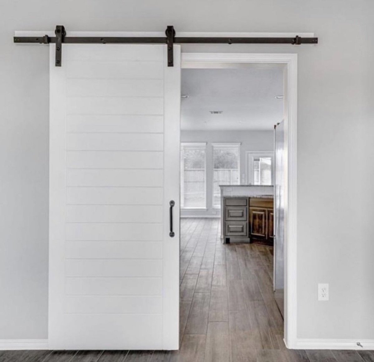 Межкомнатные двери в скандинавском стиле