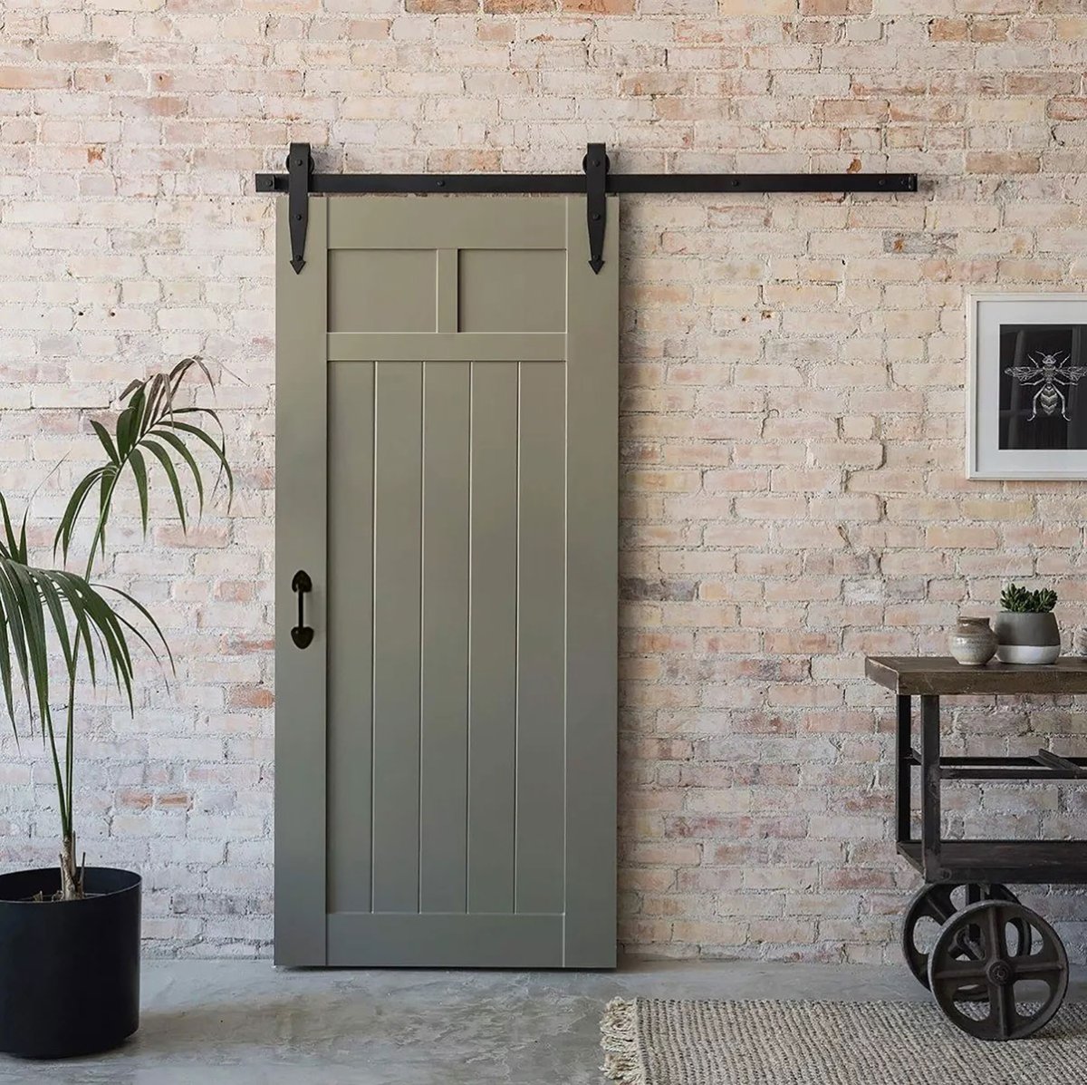 Амбарные раздвижные двери в стиле лофт