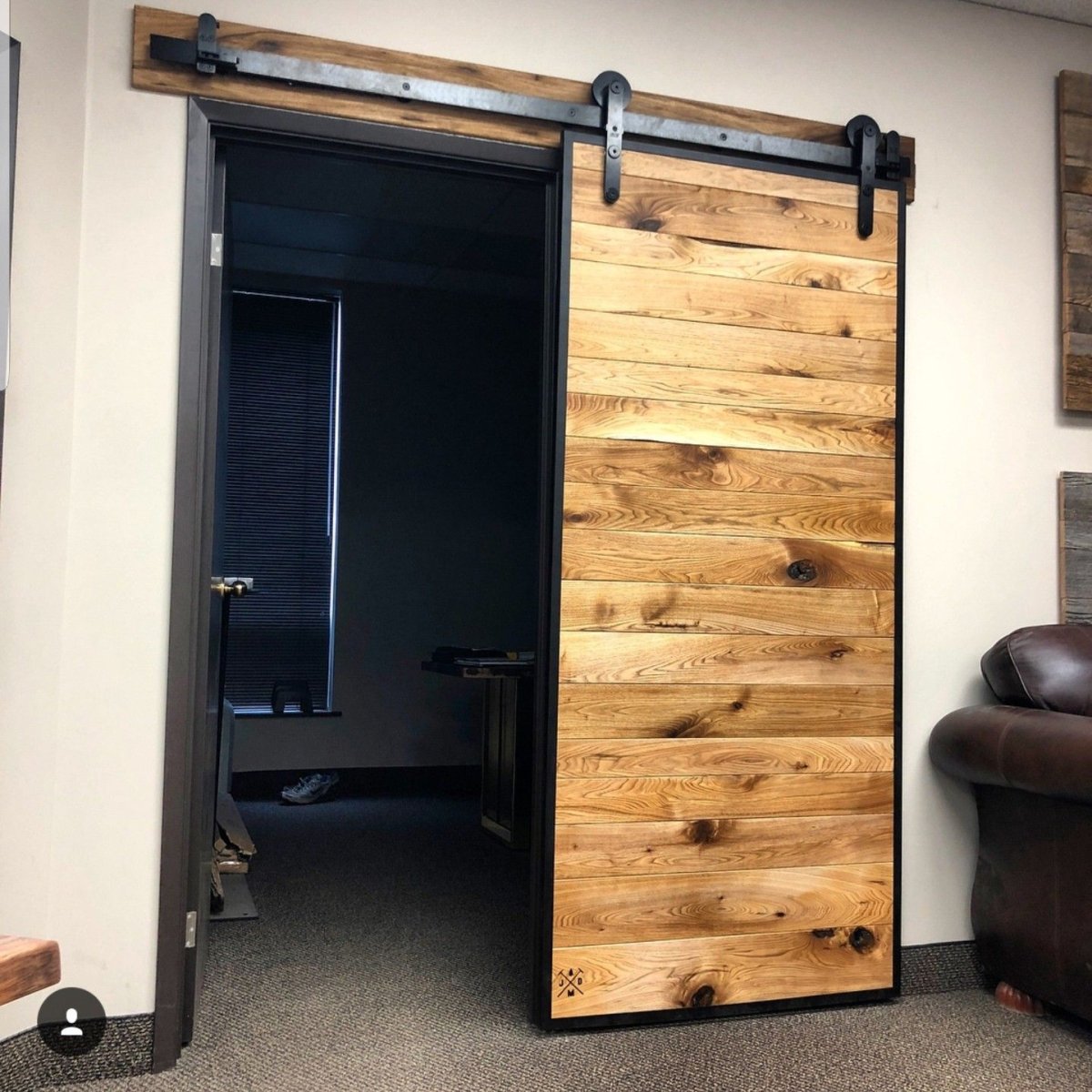 Двери Амбарные раздвижные лофт