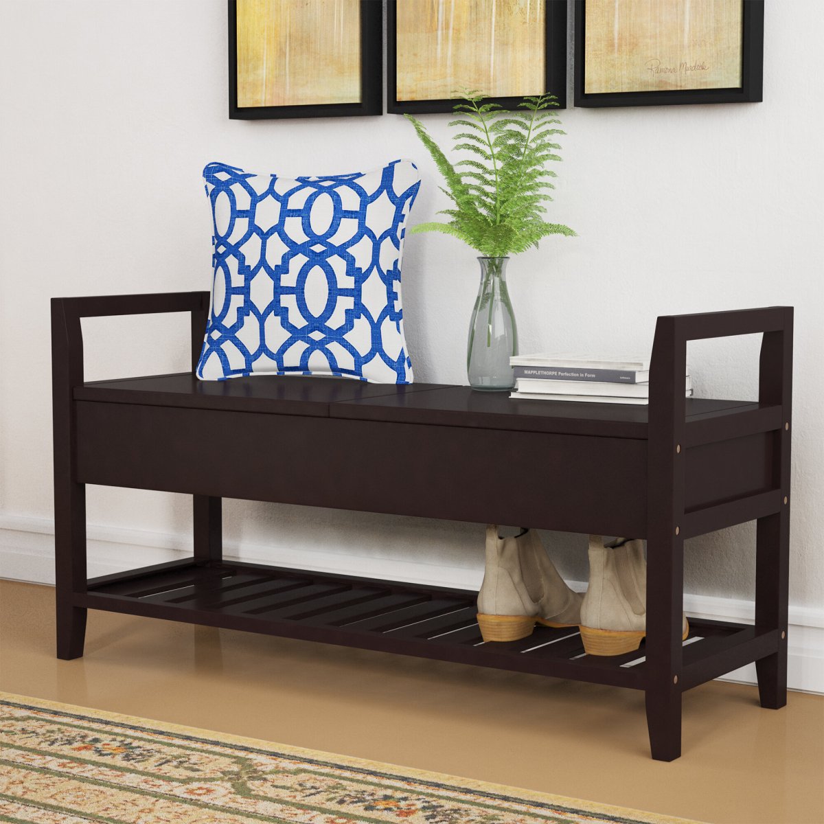 Прихожая из дерева