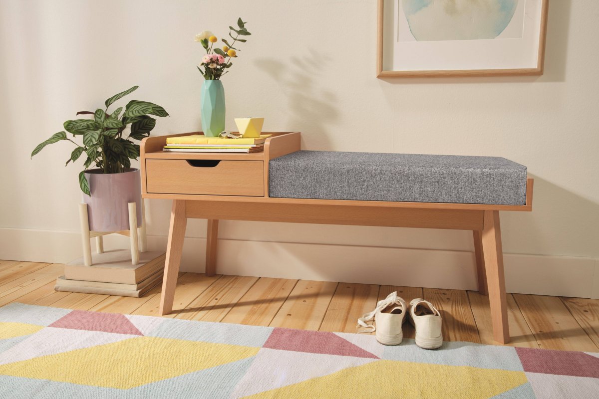 Скамья в коридор