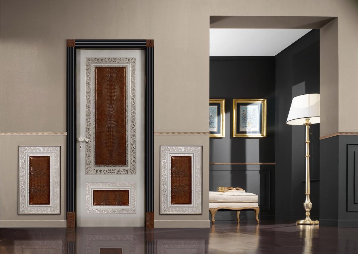 Красная дверь