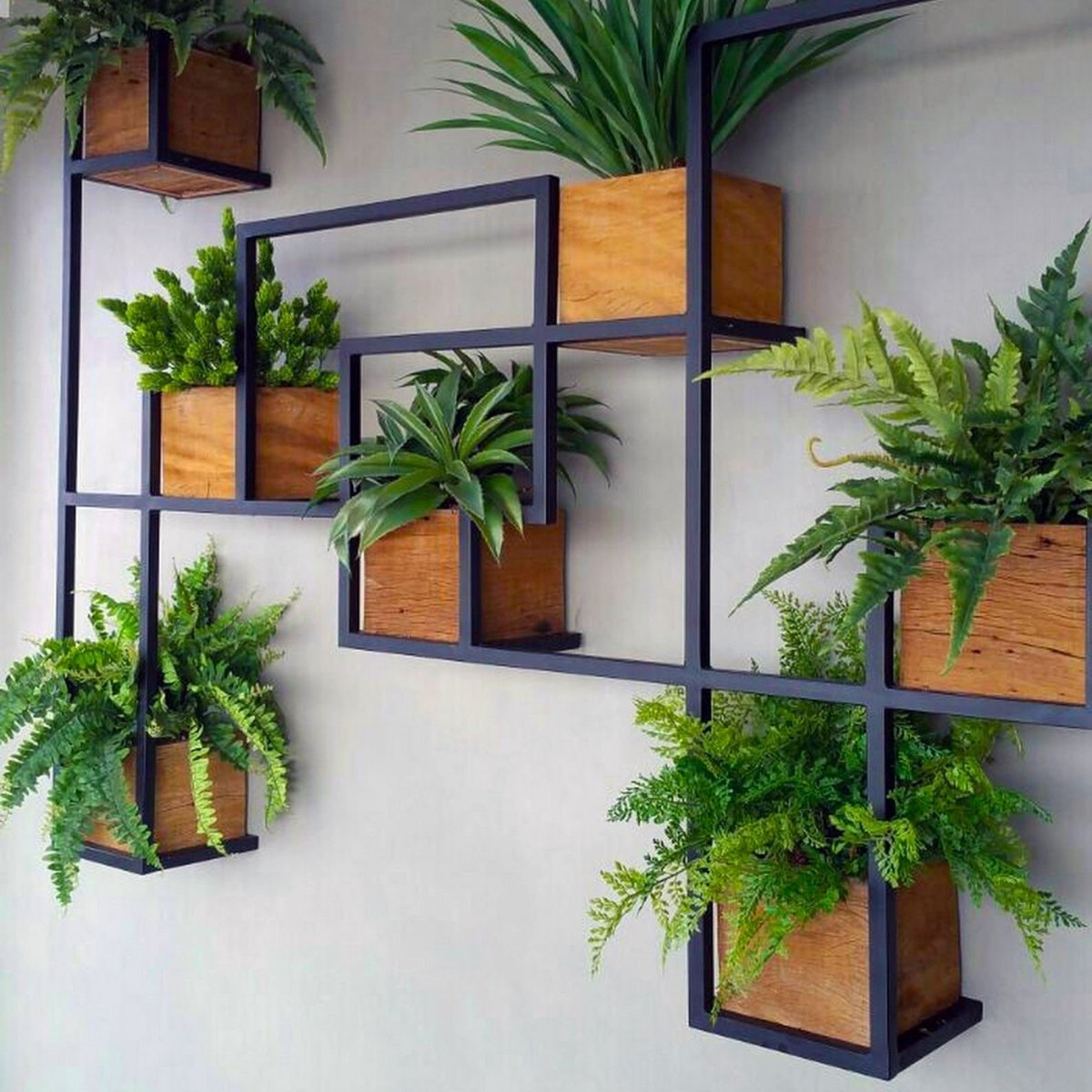 Стеллаж для цветов настенный