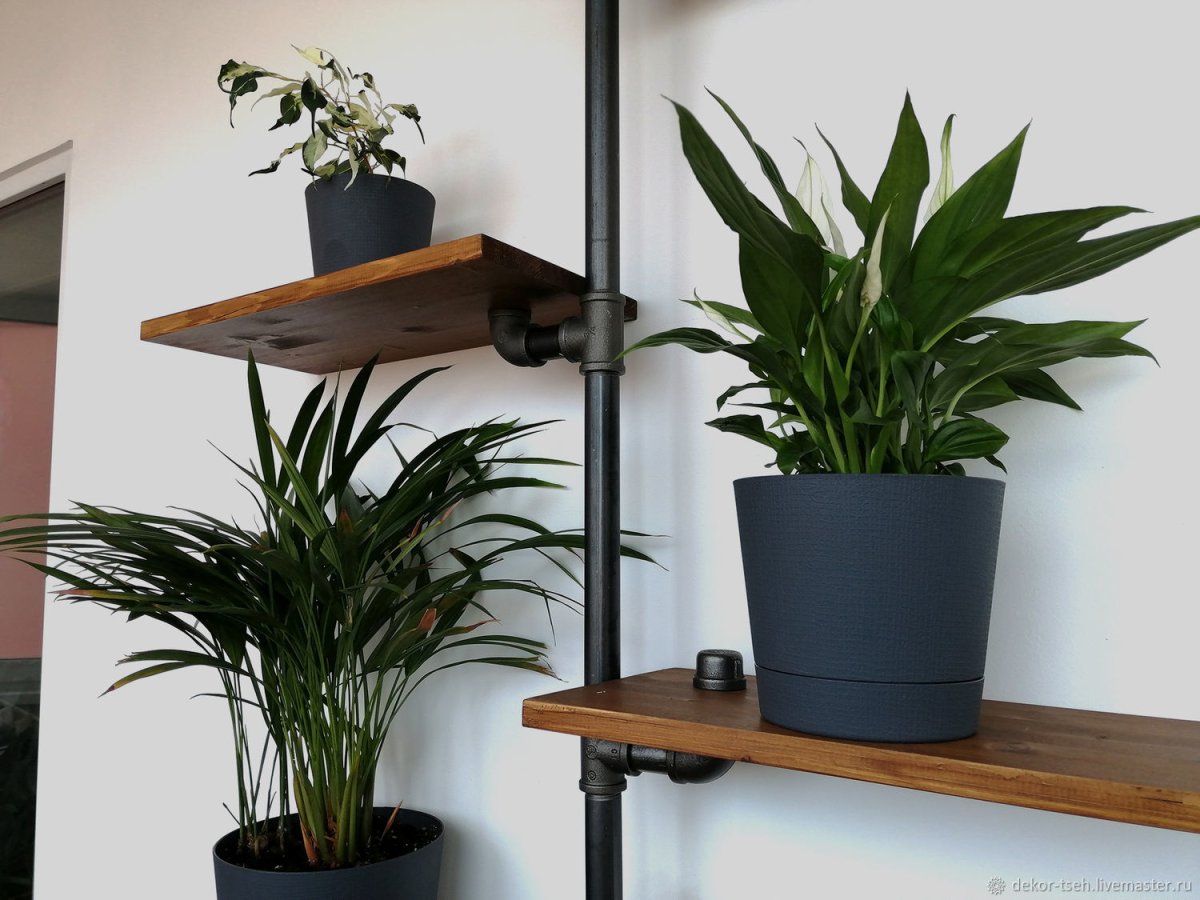 Полки для цветов в стиле лофт