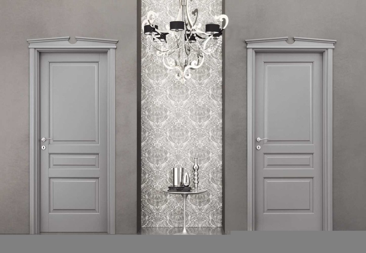 Прихожая с рейками на стене